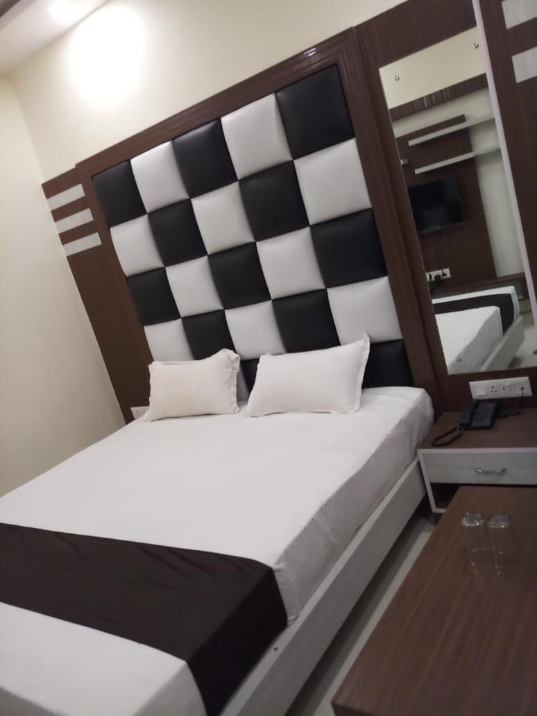 Hotel R K Residency Muzaffarpur Exteriör bild